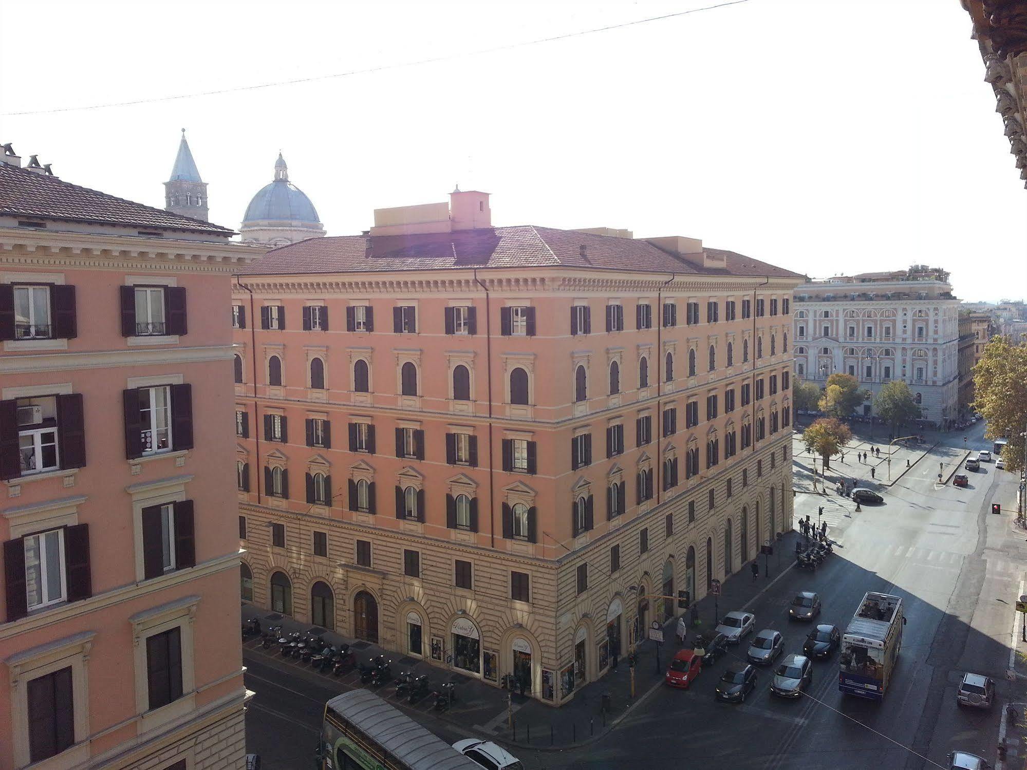 โรงแรมมาร์คานโตนิโอ โรม ภายนอก รูปภาพ
